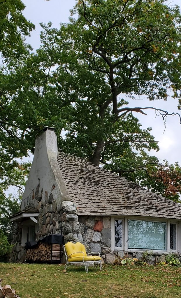 EXPLORE EARL YOUNG'S MUSHROOM HOUSES IN CHARLEVOIX, MICHIGAN