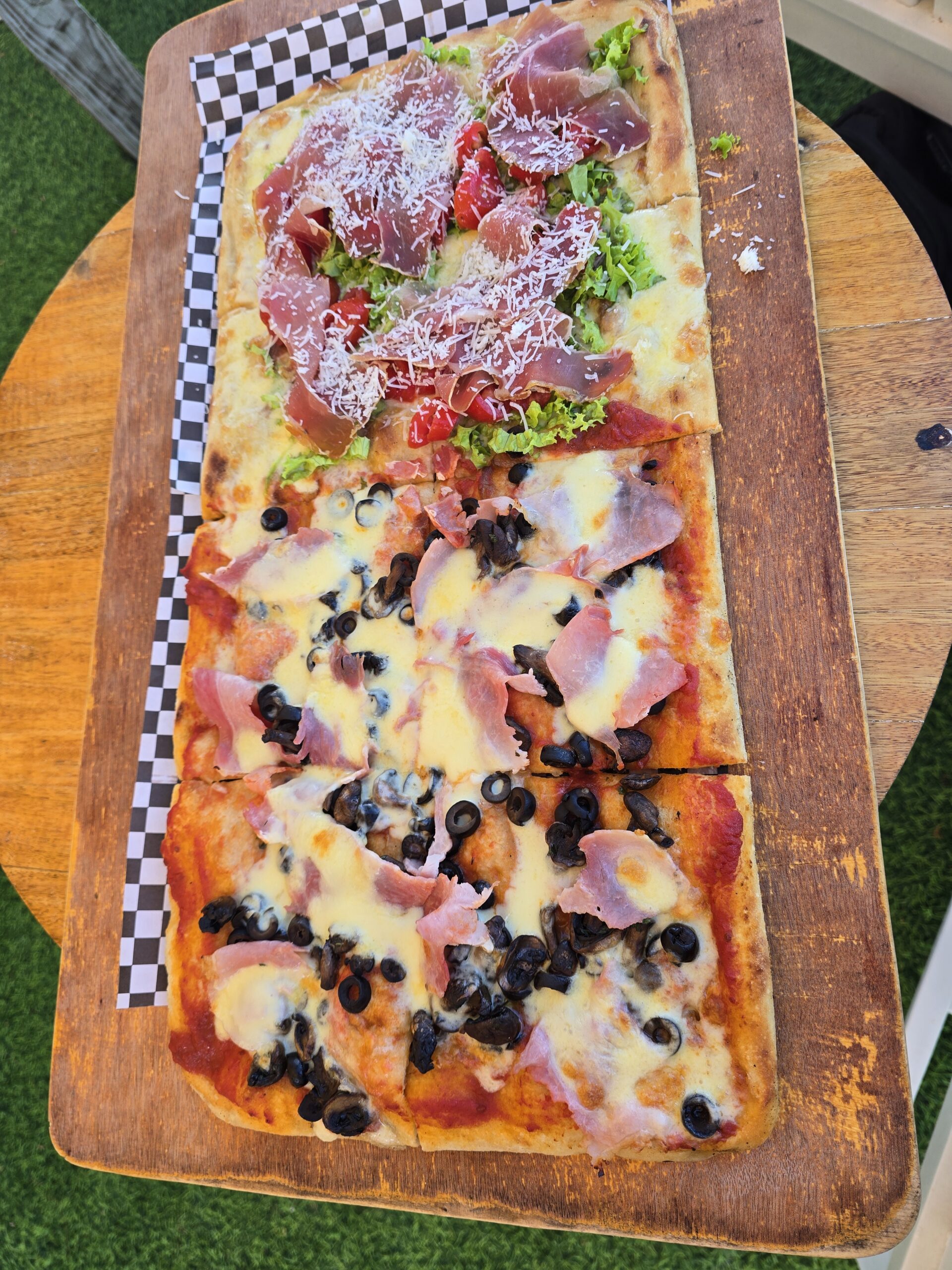 PIZZA HURACAN BEACH CLUB PUNTA CANA