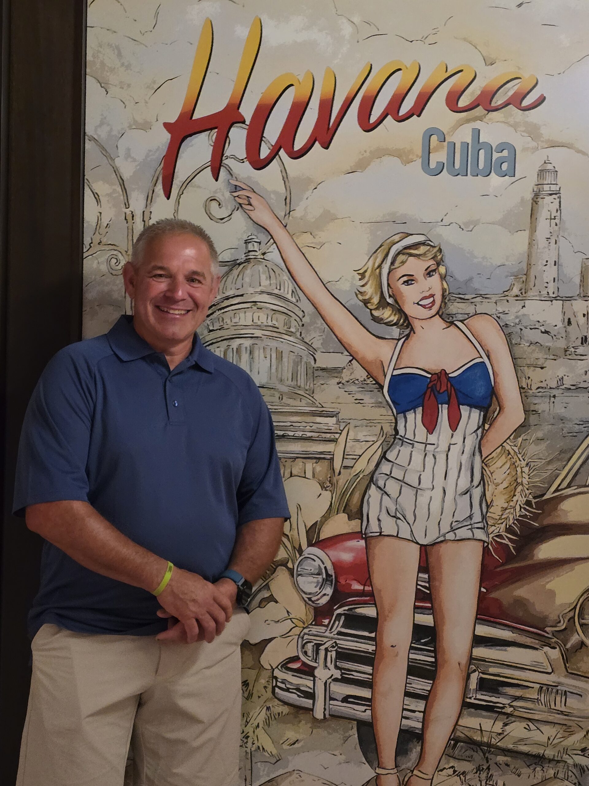 HAVANA CABIN CARNIVAL PANORAMA